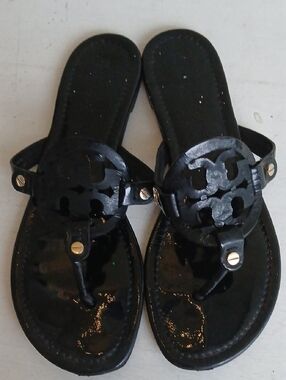 Tory Burch Black Patent Leather Miller Sandals Flats Size 8
